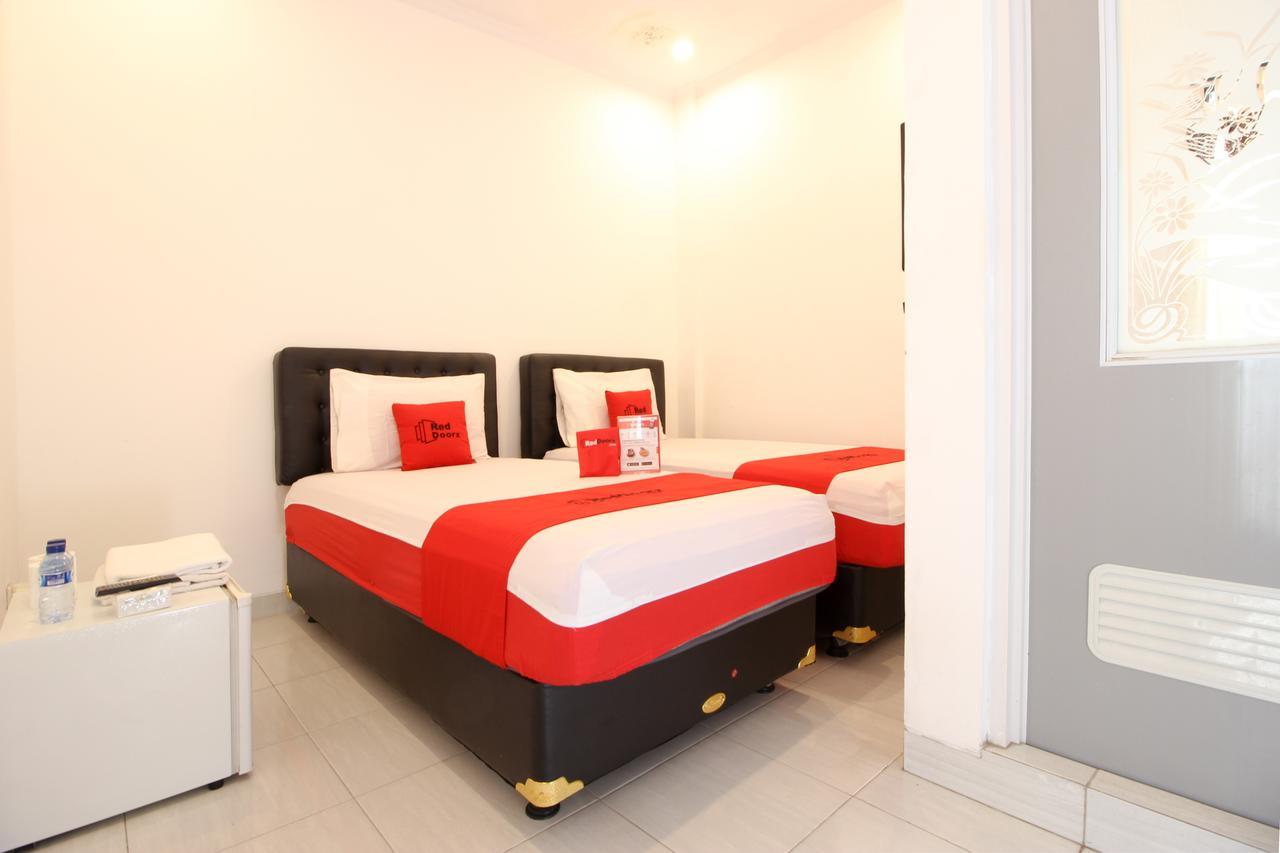Reddoorz Plus @ Prawirotaman 3 Yogyakarta Eksteriør billede