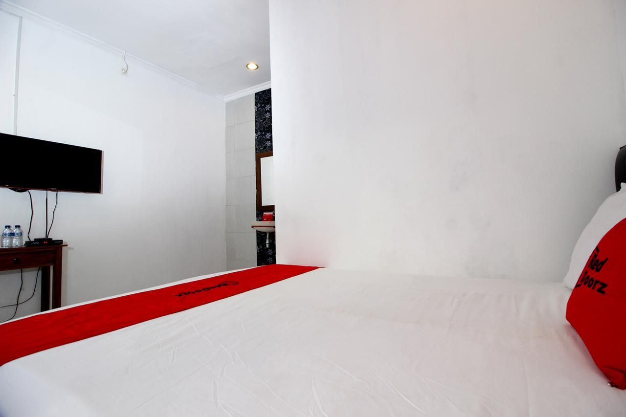 Reddoorz Plus @ Prawirotaman 3 Yogyakarta Eksteriør billede